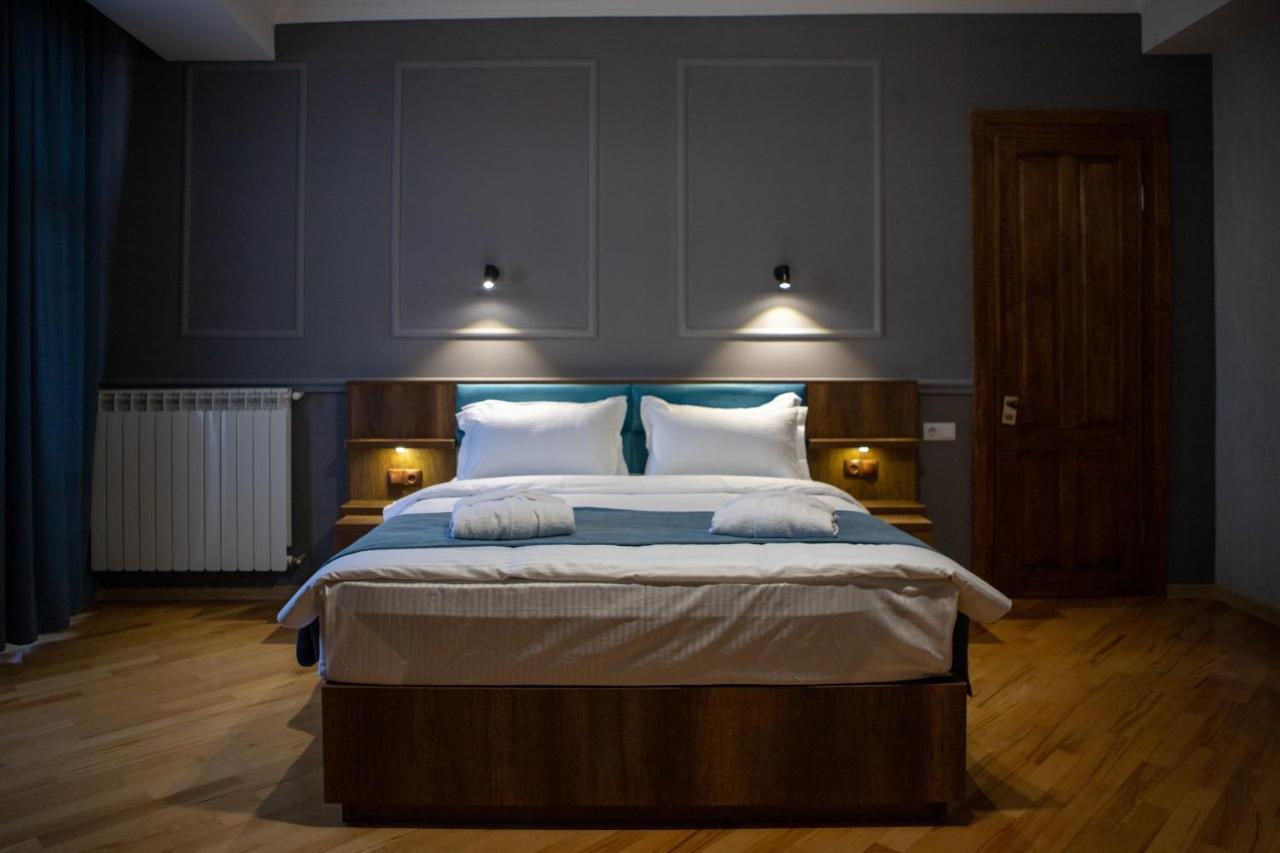 Legend Hotel Tbilisi ภายนอก รูปภาพ