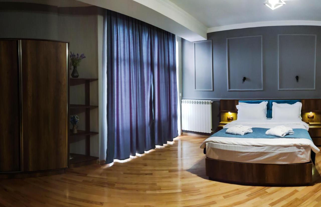 Legend Hotel Tbilisi ภายนอก รูปภาพ