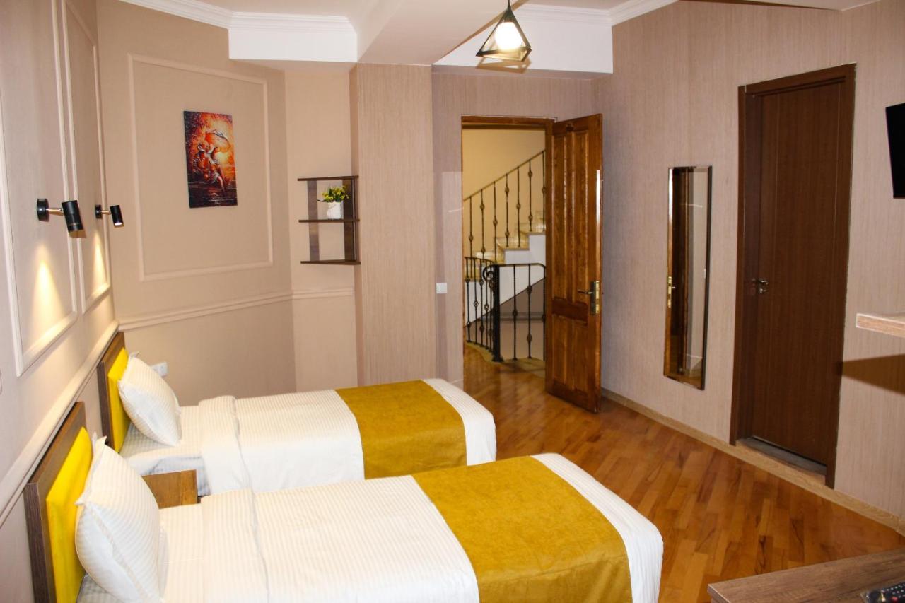 Legend Hotel Tbilisi ภายนอก รูปภาพ