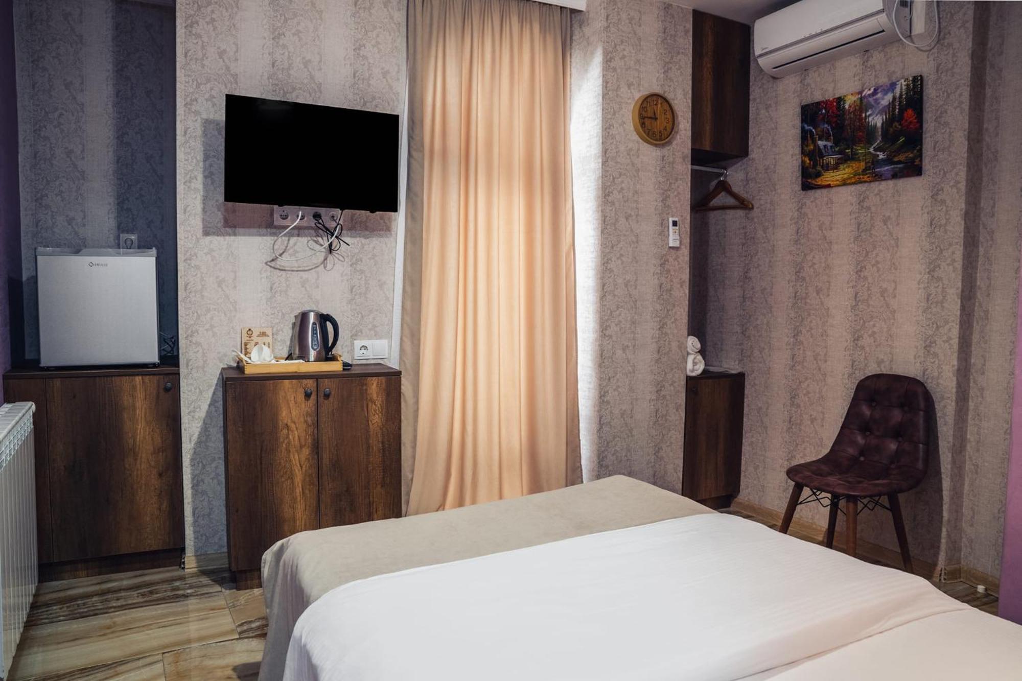 Legend Hotel Tbilisi ภายนอก รูปภาพ